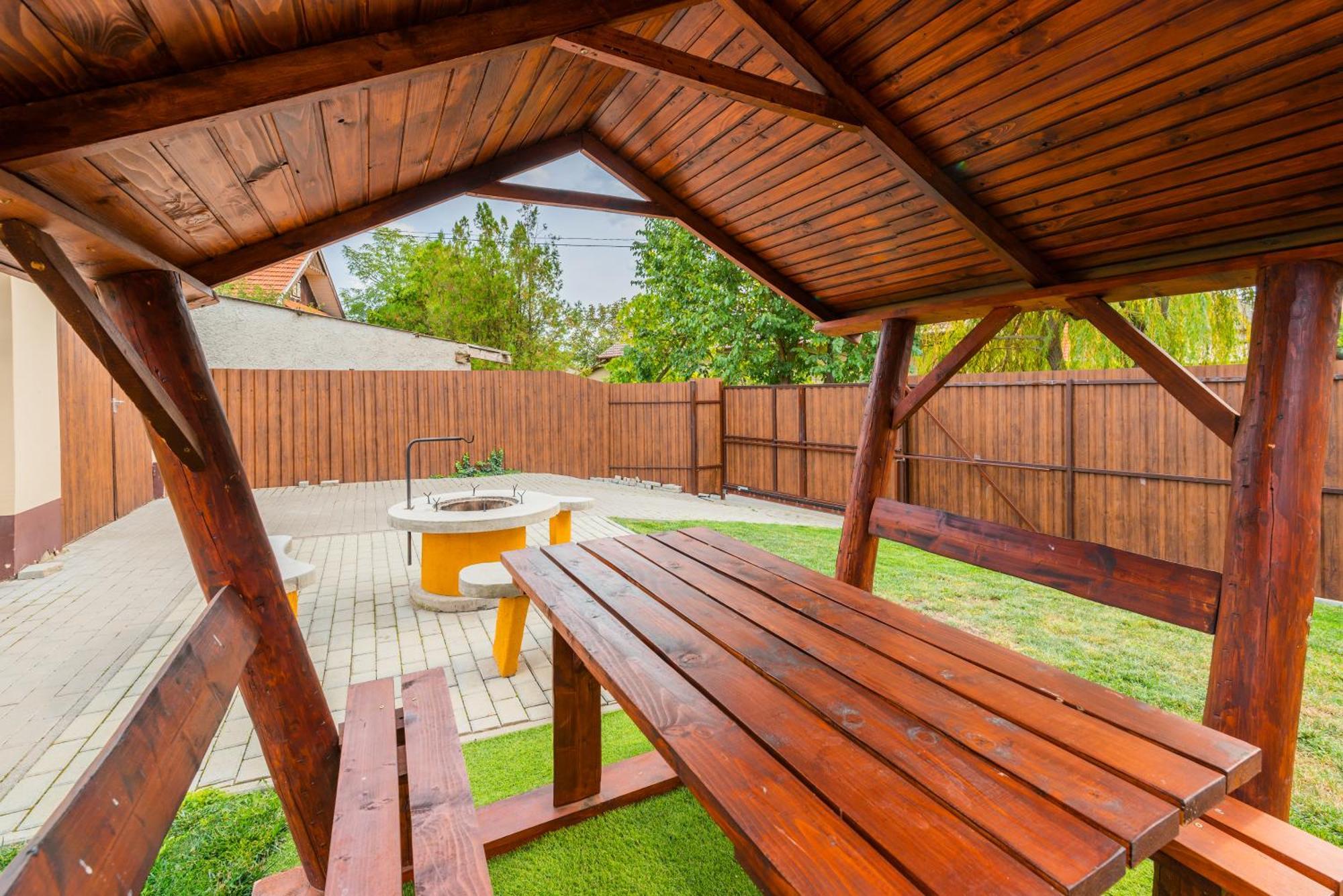 Dio Vendeghaz Villa Mezőkövesd Exterior foto